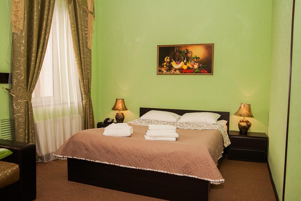 Hotel Gubernia Charkiw Exterior foto